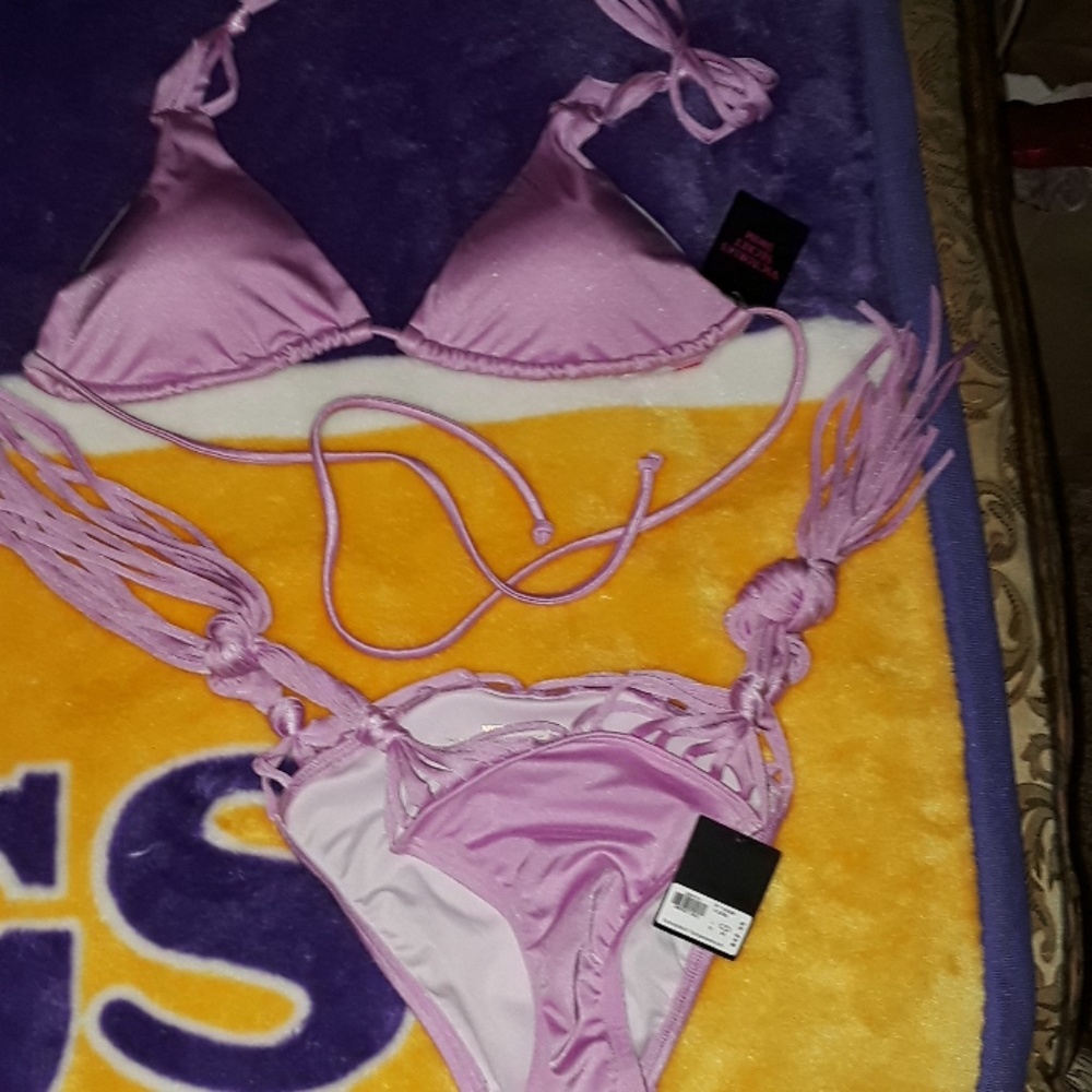 Victoria secret swimsuit Top is a L Bottom is a M